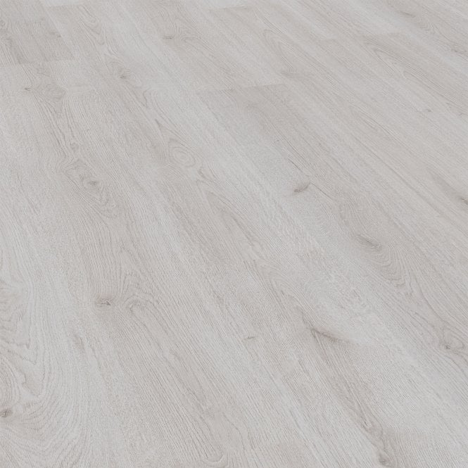White Oak Laminate Floorig